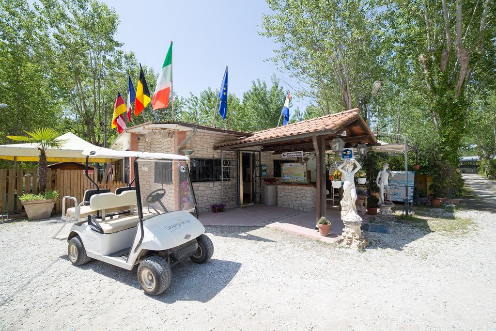 Camping Dei Tigli Torre del Lago Puccini Eksteriør bilde